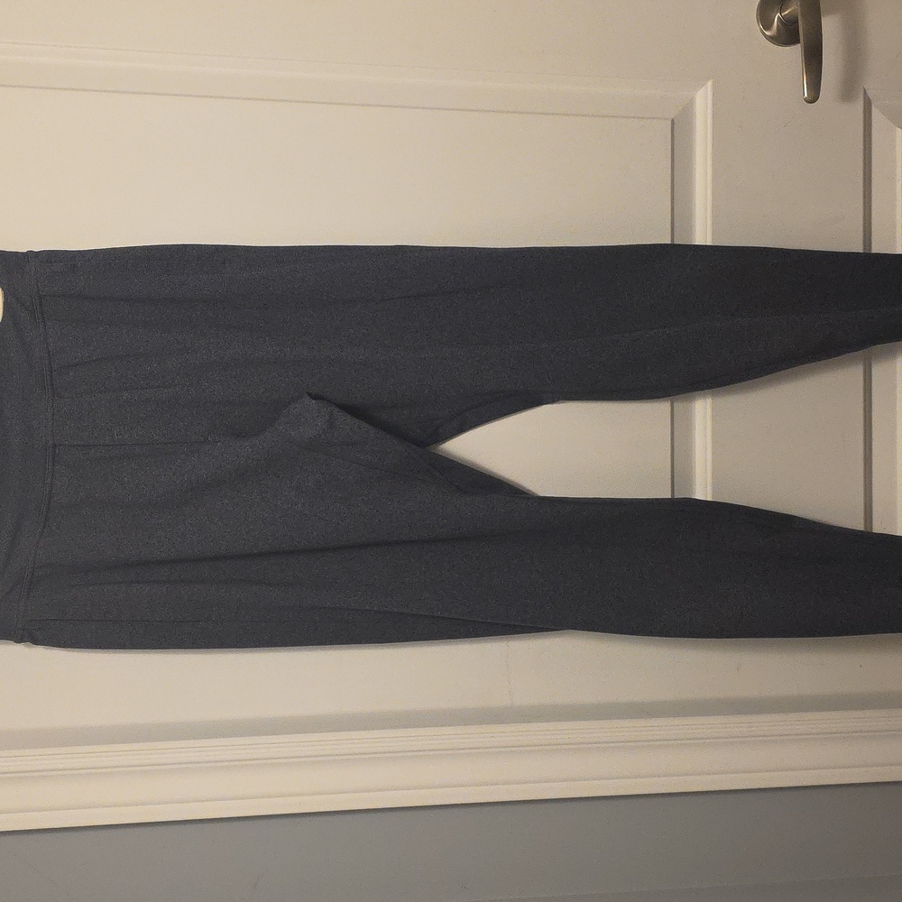 #62 Men's Grey Lululemon Joggers Size M